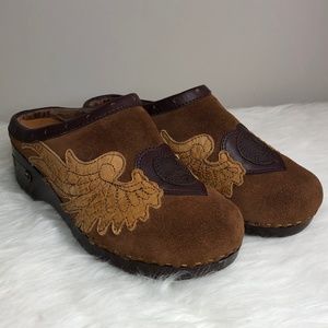 Lucky Brand Brown Suede slip on Mules Clogs, 6.5